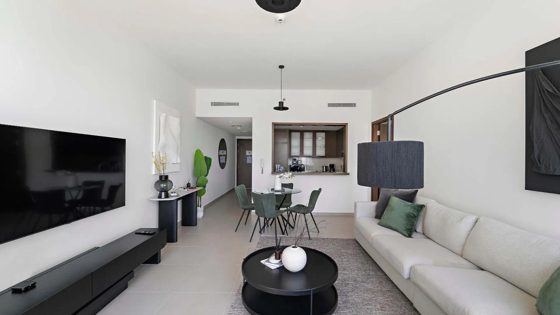 Silkhaus Serene 1Br At Boulevard Heights In Downtown Dubai United Arab Emirates