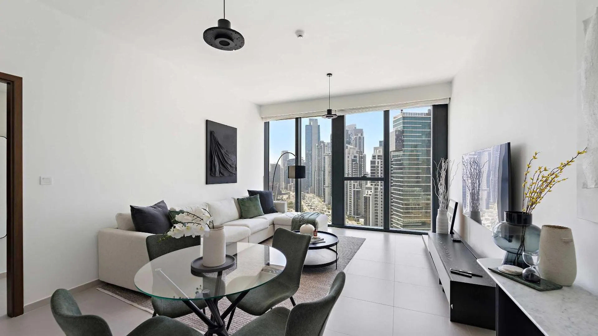Silkhaus Serene 1Br At Boulevard Heights In Downtown Dubai Apartment