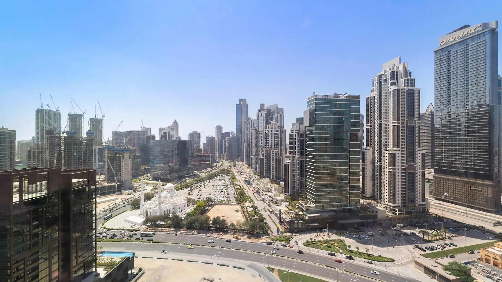 Apartment Silkhaus Serene 1Br At Boulevard Heights In Downtown Dubai United Arab Emirates